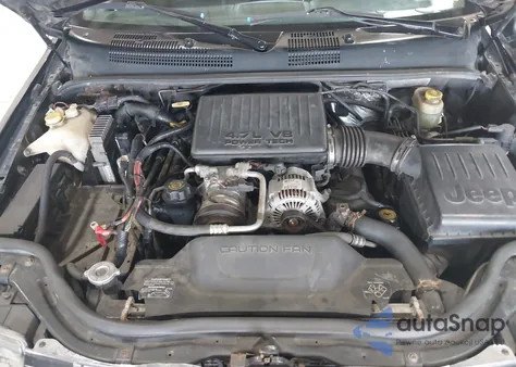 2002 Jeep Grand Cherokee Laredo z USA, uszkodzony, nr VIN 1J4GW48N42C168465